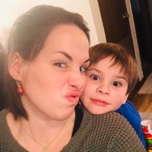 Meet your Posher, Candace